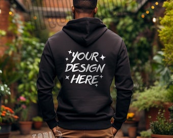 Schwarzer Gildan 18500 Hoodie Mockup - Männliches Model, Freizeit (PNG)