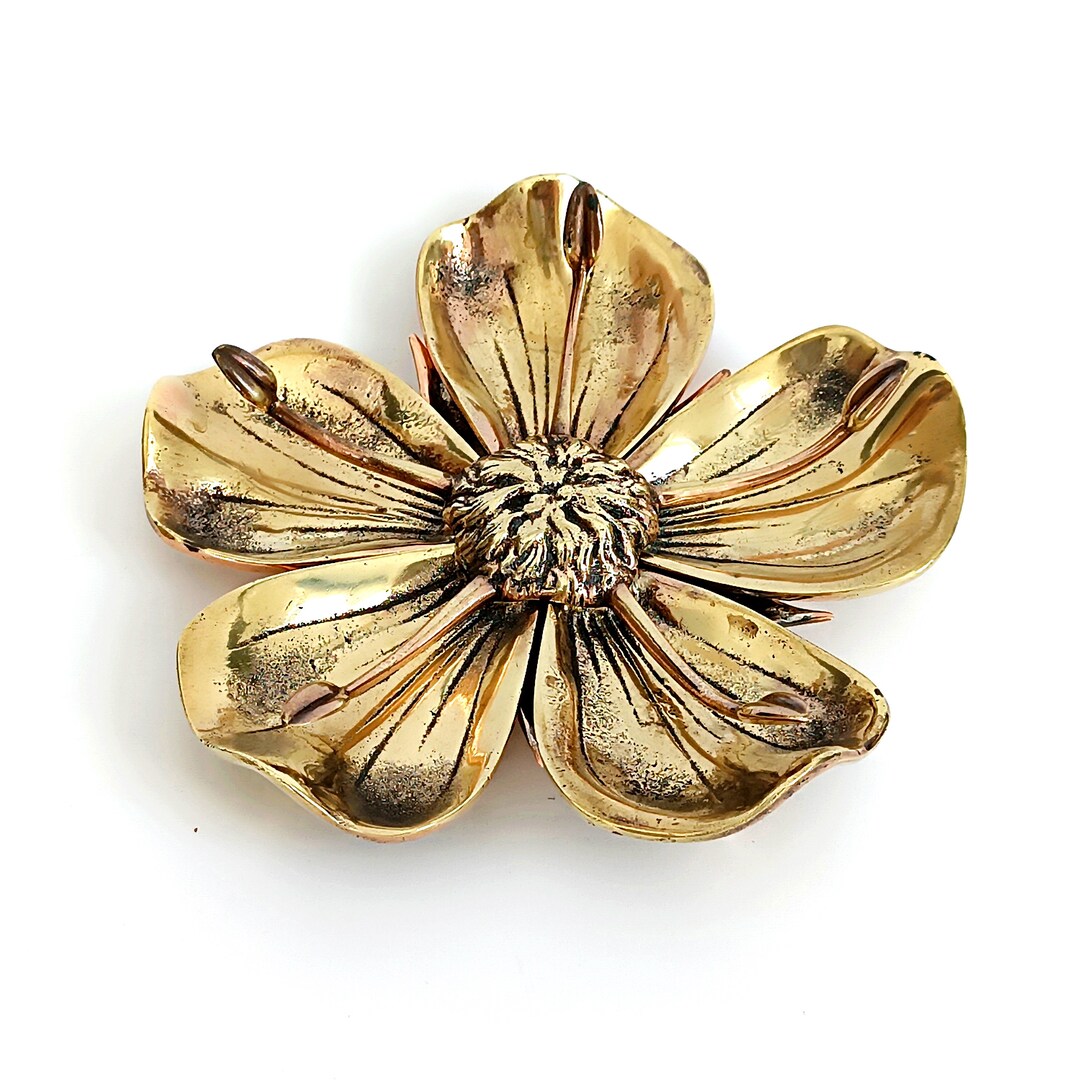 Antique Flower Ashtray Vintage Opened Petals Ashtray Collectible Carved