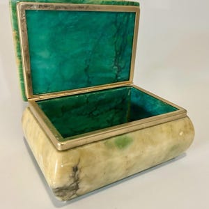 Vintage, Alabaster, Jewelry Box, Marbled Yellow & Green, Hinged Lid, 5.5” by 4”