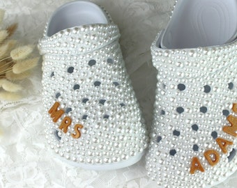 Bride-to-be handmade bridal slippers, a must-have gift for bachelorette prep, featuring sparkling pearls and glitter