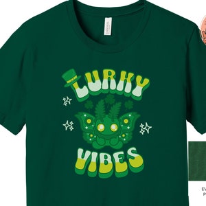 St Patrick's Day Mothman Shirt Mothman Cryptozoologist Shirt Happy St Patrick's Day TShirt Irish St Patty's Day Lurky Lucky Vibes T-shirt