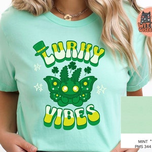 St Patrick's Day Mothman Shirt Mothman Cryptozoologist Shirt Happy St Patrick's Day TShirt Irish St Patty's Day Lurky Lucky Vibes T-shirt