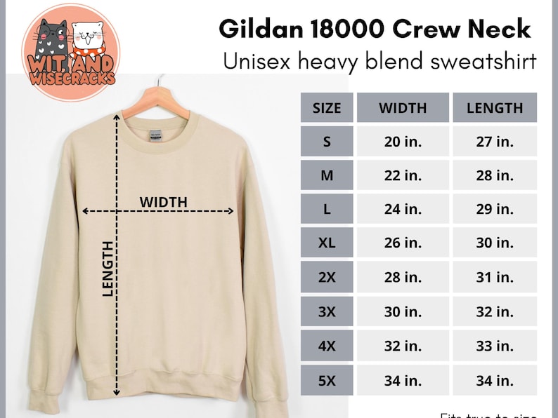 Puede incluir: Sudadera unisex Gildan 18000 Crew Neck beige. La imagen muestra las medidas de ancho y largo para las tallas S a 5X, que van de 50.8 cm a 86.4 cm de ancho y de 68.6 cm a 86.4 cm de largo. La sudadera se muestra en una percha.