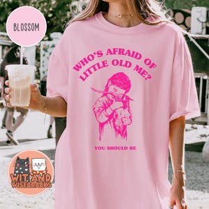 Who&#39;s Afraid of Little Old Me Comfort Colors Shirt, Halloween Shirt, TTPD Fangirl Fan Gift Fall T-shirt, Spooky Season Funny Weirdcore Shirt