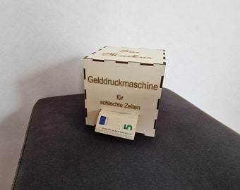 Geldgeschenk - Gelddruckmaschine / -würfel (only digital)