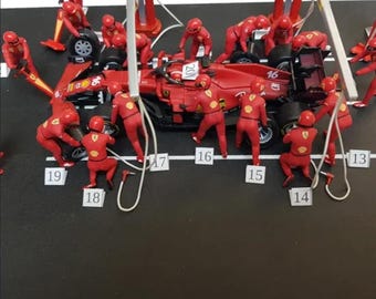 Figuren für ein Formel-1-Diorama
