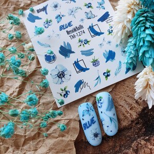 Nail water decal