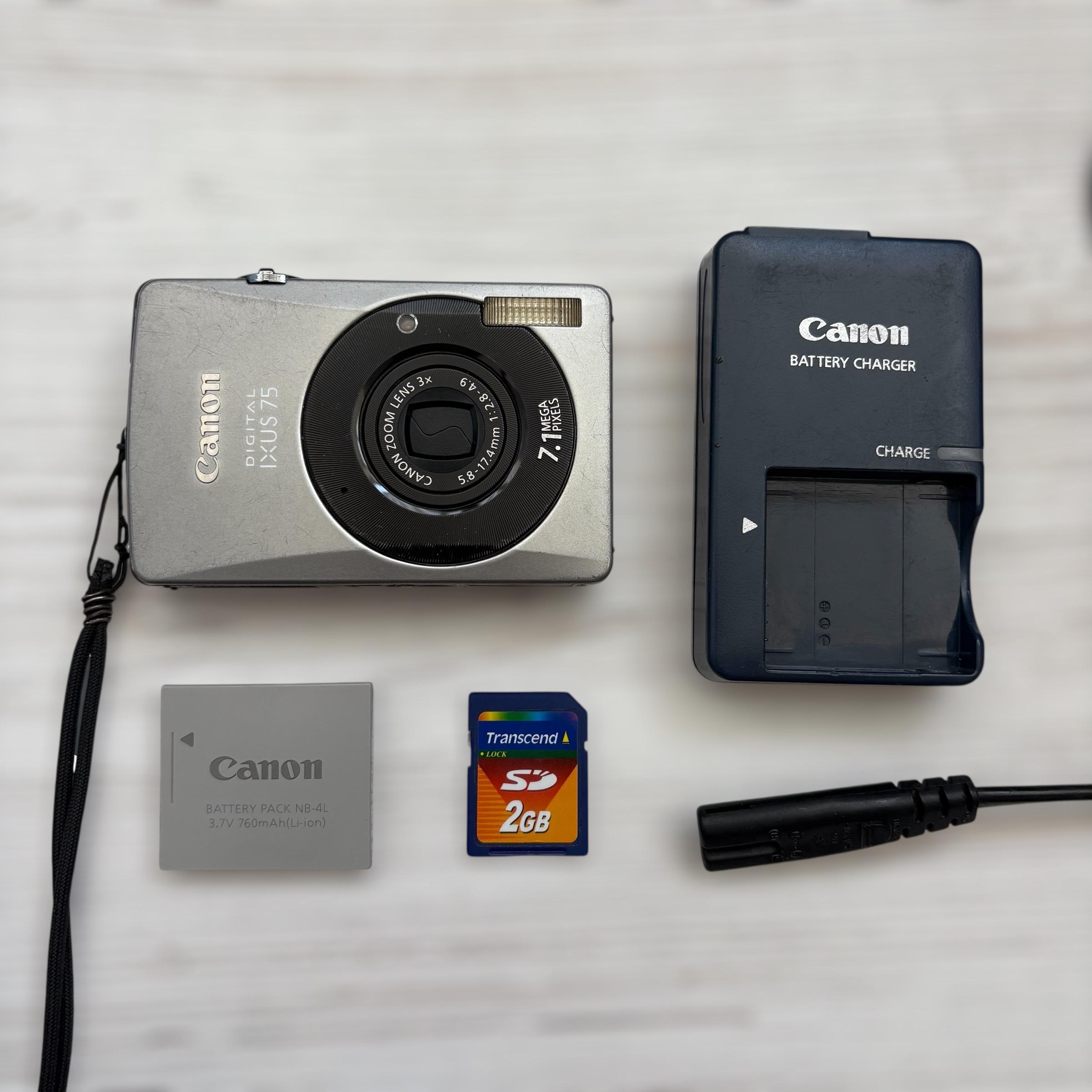 Canon PowerShot IXY 70 Compact Digital Camera - Silver