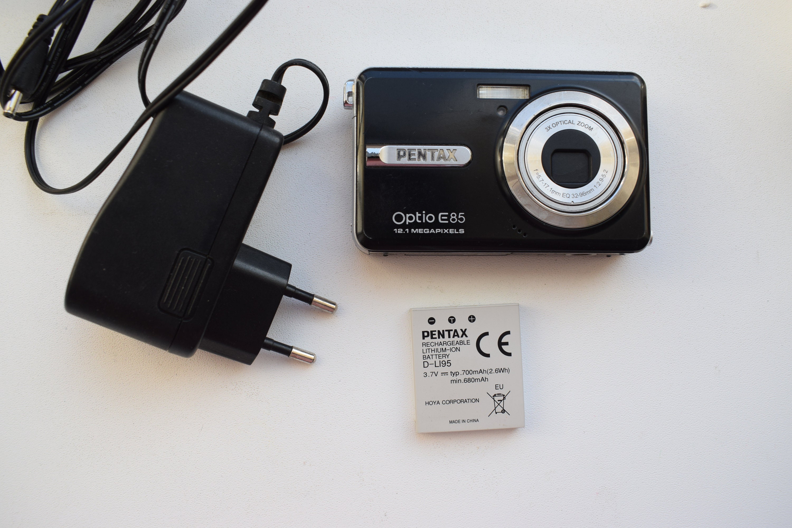 ペンタックスPENTAX Optio E85 充電器付き 容量UPUSB充電器セット