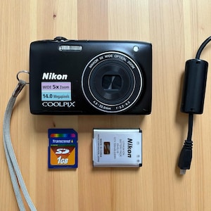 Camera digital Nikon coolpix S3100 14 mp+usb+card