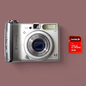 Digital Camera Canon A520 with memory card