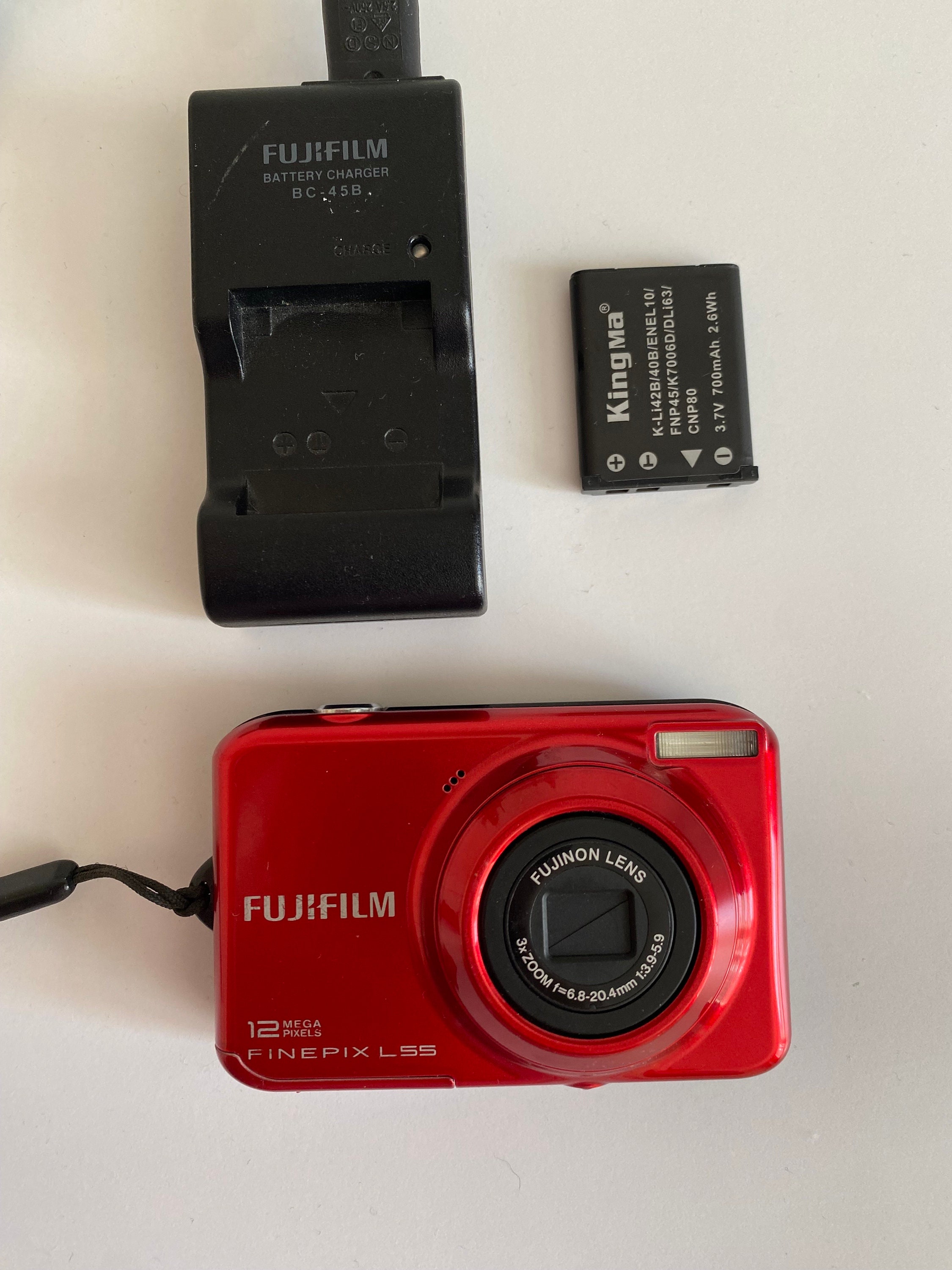 美品＊FUJIFILM FINEPIX L55 レッド Fujifilm FinePix L55 12.0MP Digital Camera - Red for sale