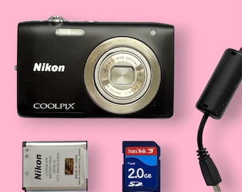 Nikon Coolpix S2600: 14.0MP ブラック コンパクトデジタルカメラ (SD