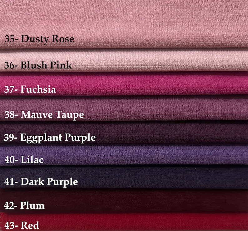 Pode incluir: Carta de amostras que mostra 9 tons diferentes de tecido roxo e rosa. Os tons s&atilde;o etiquetados com n&uacute;meros e nomes, incluindo Rosa P&oacute;, Rosa Blush, F&uacute;csia, Taupe Malva, Roxo Berinjela, Lil&aacute;s, Roxo Escuro, Ameixa e Vermelho.