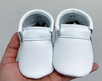 White Loafers | Texas Moccs Handmade Baby Moccasins - Soft Sole Infants&#39; Booties Spring
