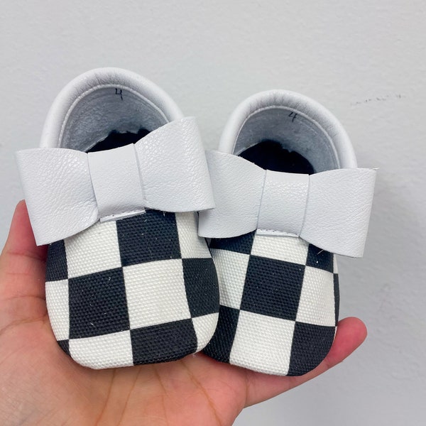 Black Checkered Moccs| baby moccasins, baby soft sole shoe, baby crib shoes,, baby shoes, soft sole moccasins