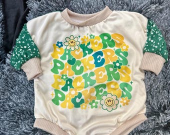 Packers Football Bubble Romper With Snaps| bubble romper | newborn baby outfit | baby outfit | birthday baby outfit