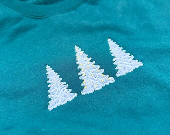 Christmas Sweatshirt - Christmas Tree Crewneck - Vintage Inspired Embroidery - Unisex