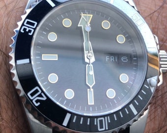 NH35 Mod Seiko Submariner Case Oyster Bracelet Black Mother of Pearl Dial C3 Lume Black Bezel Etsy