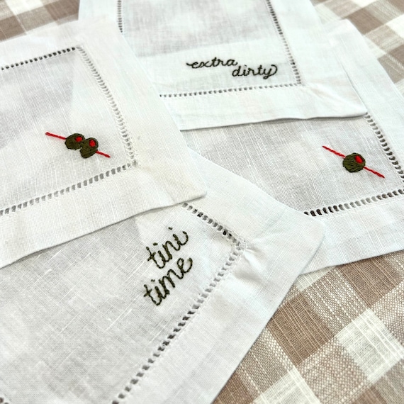 20 in. x 20 in. Handmade Double Hemstitch Easy Care Napkin in White (4-Set) 20 in. x 20 in. Handmade Double Hemstitch Easy Care Napkin in White (4-Set)