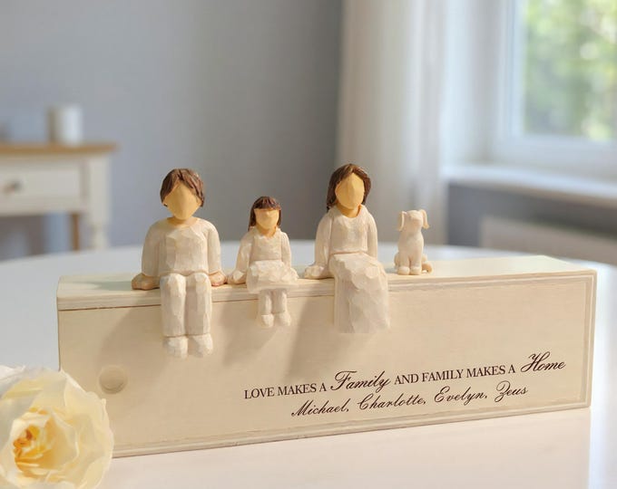Personalized Family Figurines with Wooden Base, Custom Name Sculpture,Father's Day Gift, Family Desk Decor,Anniversary,Wedding Keepsake