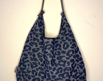 Leo Maxi Bag