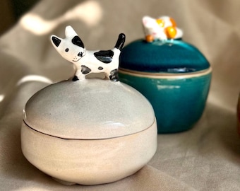 陶器製のユニークな装飾品 蓋付き装飾陶器小物入れ - ユニークなピルボックス、キートレイ