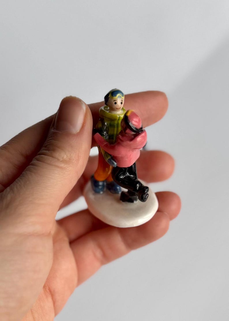 Detailed clay sculpture miniature made from customer reference photos