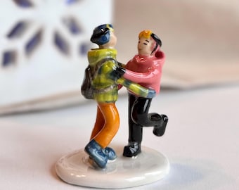 Custom Figurine From Your Photo, Handmade Ceramic Miniature Sculpture, Personalized Couple, Family or Pet Figurines, Unique Gift for Wedding