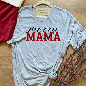 Frohe Mama Crewneck Shirt, Frauen Weihnachten Loose Fit T-Shirt, Urlaub Unisex Tshirt Mama, Geschenk für Mutter, Trendy Graphic Slogan Shirt