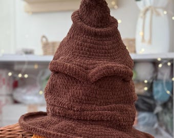 Sorting Hat crochet pattern. PDF in English