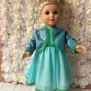 Handgemachtes blaues Kleid mit Kunstlederjacke für American Girl Puppe 45 cm