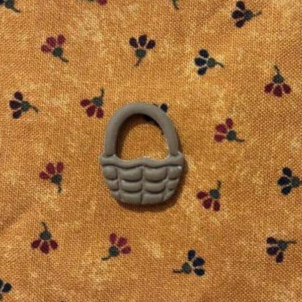Large Brown Basket Button ~ Polymer Clay ~ Primitive ~ Embellishment ~ Handmade ~ Cross Stitch ~ Crafting ~ Charm