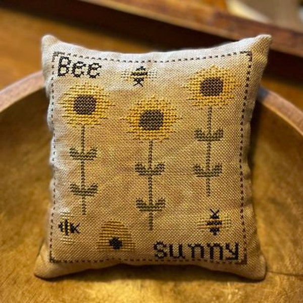 Bee Sunny PDF/Download Cross Stitch Pattern by Asbery's Echoes Stitches
