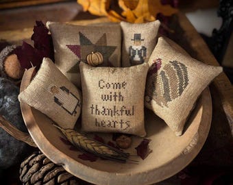 Dankbare Herzen Pin Keeps - Anleitung - Primitive - PDF/Download - Kreuzstich - Herbst - Herbst - Asbery's Choes Stitches