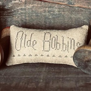 Olde Bobbins Pin Keep *** PDF/Download *** Cross Stitch *** Pattern *** Primitive *** by Asbery&#39;s Echoes Stitches