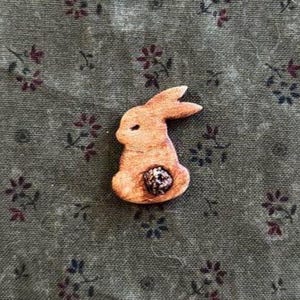 Prim Large Rabbit Button ~ Polymer Clay ~ Primitive ~ Embellishment ~ Handmade ~ Cross Stitch ~ Crafting ~ Charm