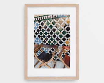 Stampa artistica di piastrelle dell'Alhambra, fotografia di Granada, Spagna, decorazioni murali con piastrelle spagnole colorate, arte geometrica delle piastrelle (download digitale) - Sitting Pretty