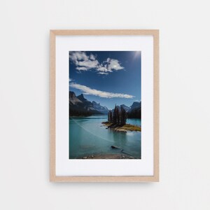 Odcienie niebieskiego | Rocky Mountain Scenery Print, Krajobraz górski, Fotografia przyrodnicza, Sztuka Valley View, Park Narodowy Jasper