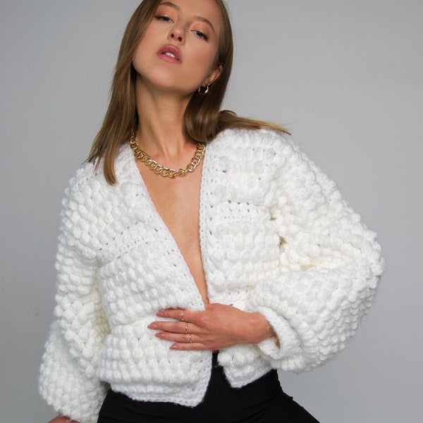 Chunky white cardigan, jacket for bride, crochet wedding jacket, luxury gift for wife, modern style outfit, handmade oversized cardigan