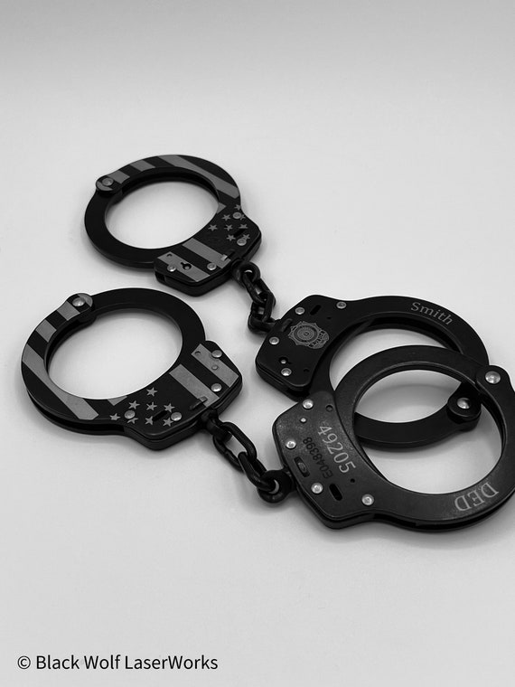 Smith & Wesson Custom Handcuffs US Flag Chained - Etsy