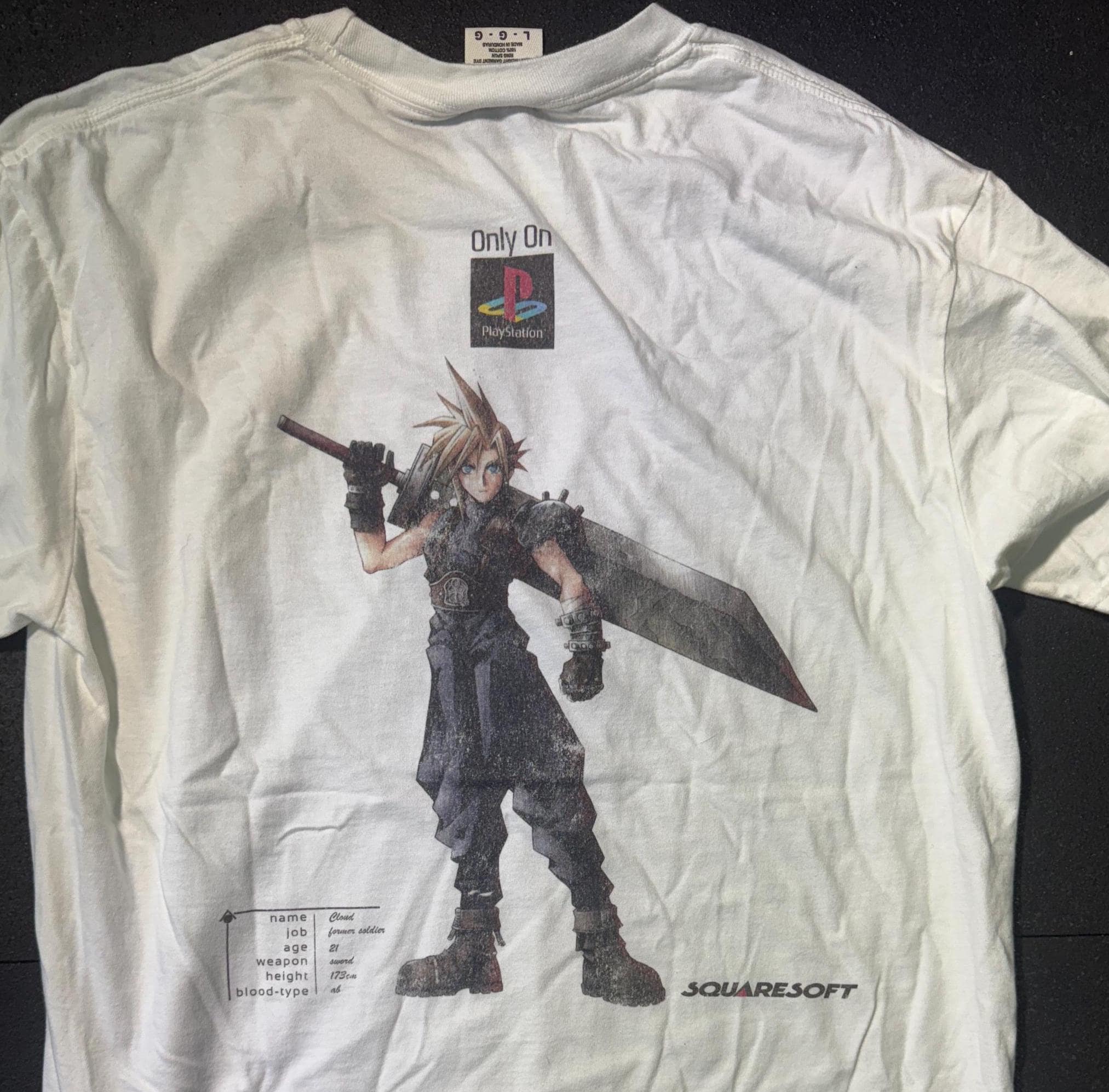 Original 90s!! FINAL FANTASY Game T-shirt XL Cloud