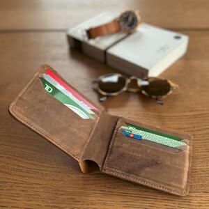 Personalized Super Slim Leather Wallet for Men, Father for gift, Dad,Boyfriend, Credit card wallet, Anniversary, Birthday,