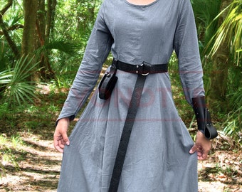 Medieval long maxi tunic woman, Renaissance gothic gown, Ren faire long sleeve maxi,  Fantasy Medieval gothic costume,