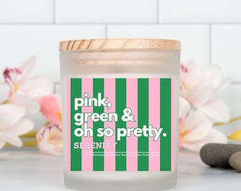 Vela de hermandad rosa y verde Oh So Pretty, vela de soja de lujo vertida a mano con mecha de madera, regalo para hermanas mayores y menores, regalo del Día de las Fundadoras 001