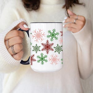 Snowflake Print on Two-Tone Coffee Mugs 15oz Trendy Gift for Christmas for Coffee Lover Large Ceramic Mug for Hot Drink Holiday Large Mug