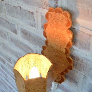 Scandinavische vintage handgemaakte houten muur hanglamp, schattig housewarming schans cadeau voor nieuw huis voor haar of cadeau voor hem afbeelding 9