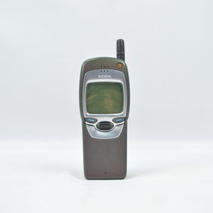 Vintage Nokia 7110 Mobile Phone – Retro Cell Phone Great Collectible Item gift for him, 90s kid gift, y2k gift for husband 1999 gift friend