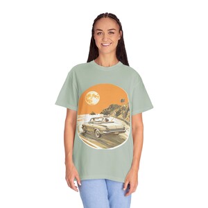 Vintage Sunset Car T-Shirt: Retro Road Trip Tee