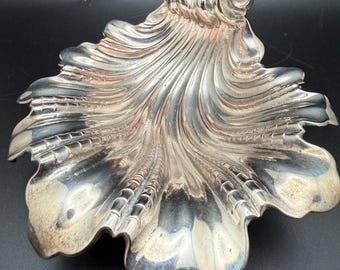 Silver Shell Dish 5.5"